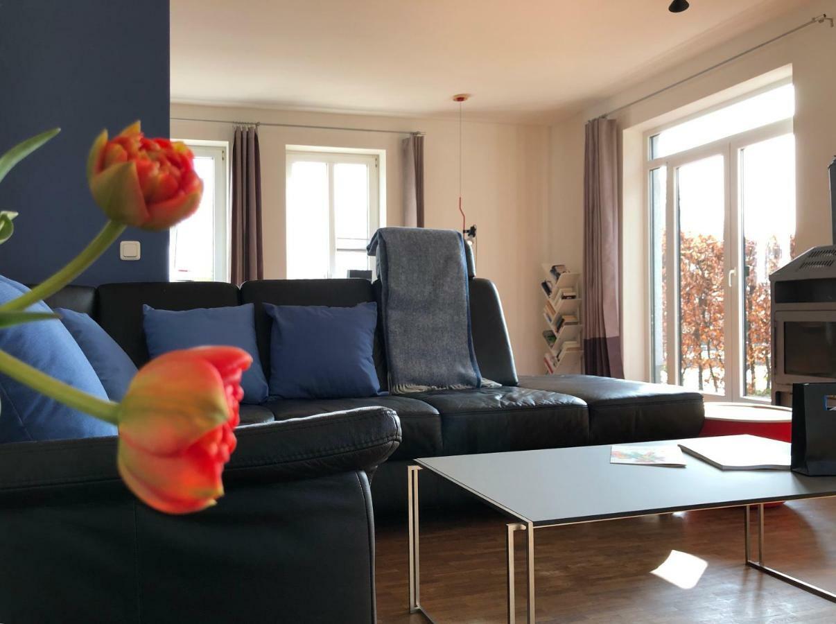 Ferienwohnung Schleusenhaus Hameln ฮาเมลน์ ภายนอก รูปภาพ